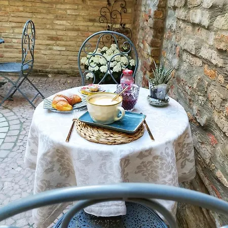 Couette-café Dimora Deco